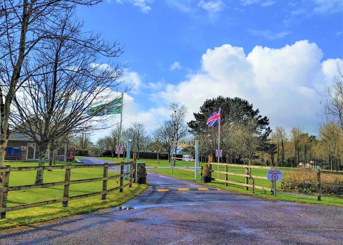 Salcombe Regis Park Hotel Sidmouth Bagian luar foto